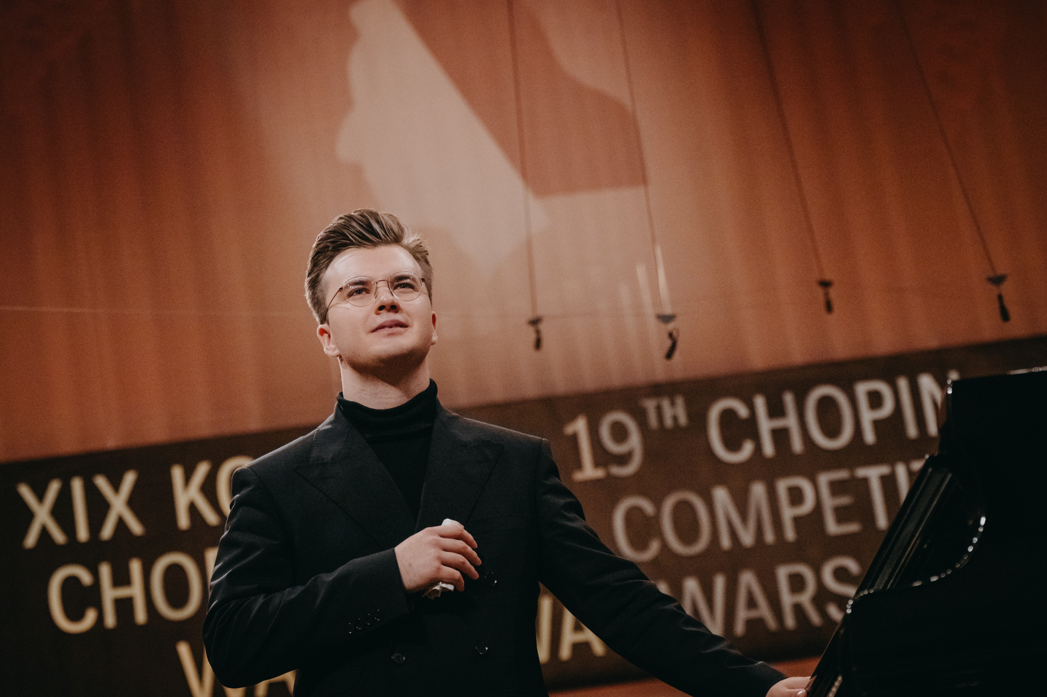 Pianista z Wrocławia podbija świat – triumf Piotra Alexewicza
